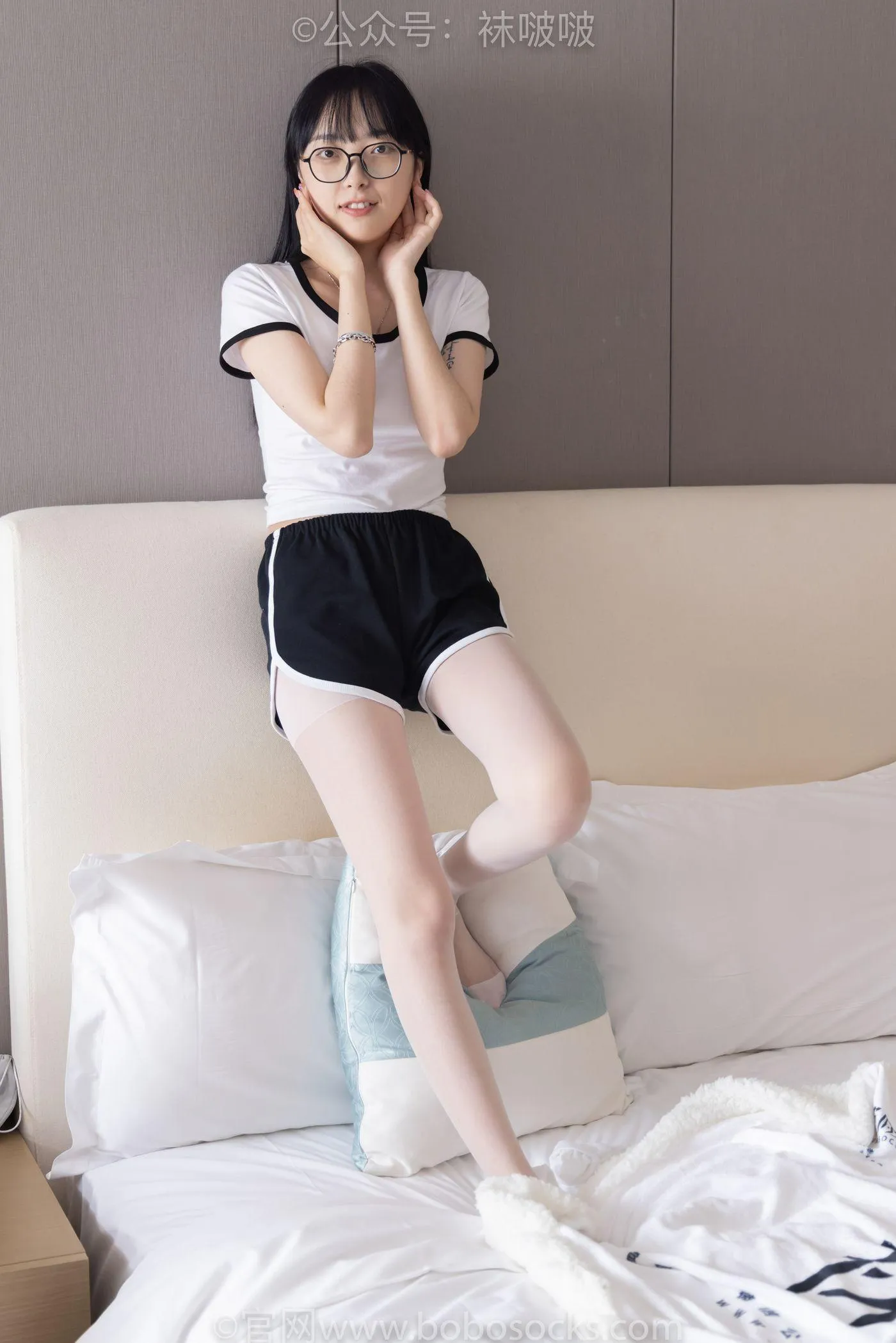 [BoBoSocks袜啵啵]NO.037 稚予-帆布鞋、短白棉袜、白丝 [136P]插图5